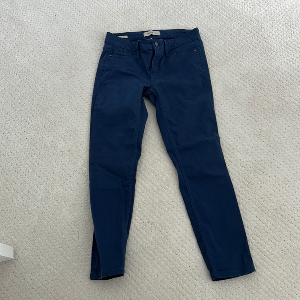 Like new worn once size 4 but fit like size 2 jeans